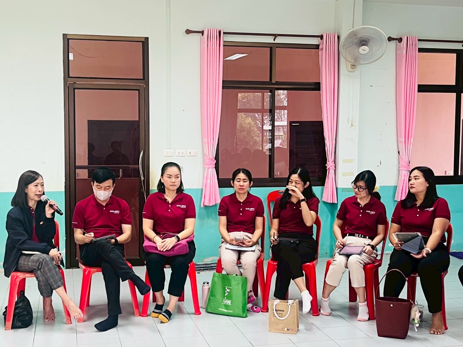 MFU News : LINE_ALBUM_หารือการดำเนินงาน_250403_26.jpg