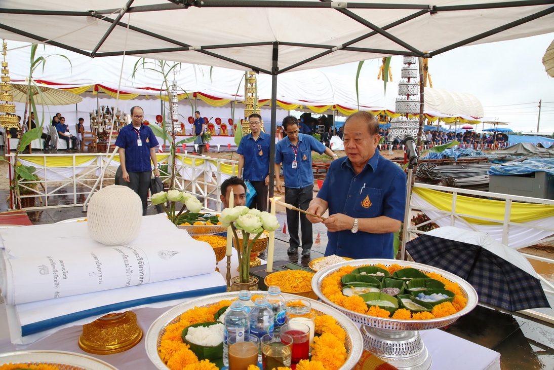 มฟล. ประกอบพิธีวางศิลาฤกษ์อาคารวิชาการและวิจัยทางการแพทย์มูลค่า 786 ล้านบาท
