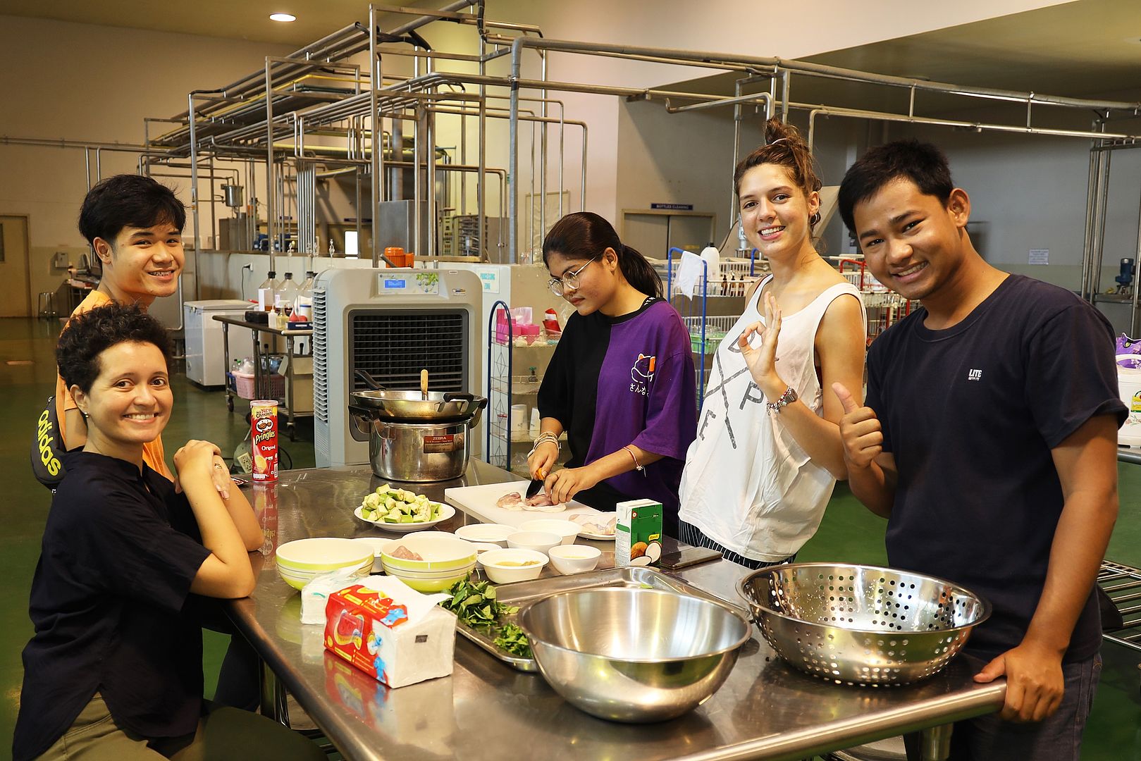 MFU News : MFU_Thai_cooking_class__3_.jpg