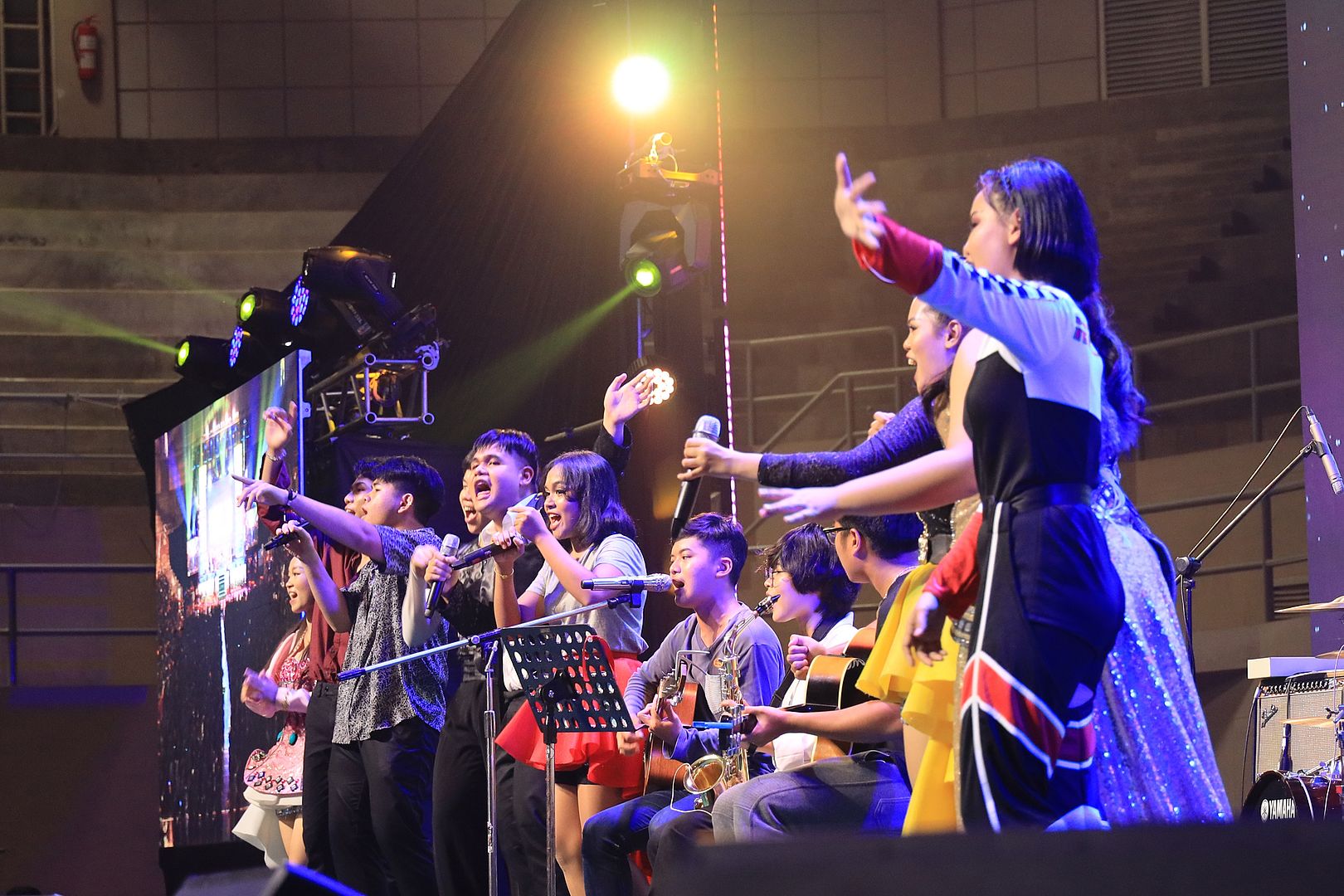 MFU News : Finale_How_to_live_2019__2_.jpg