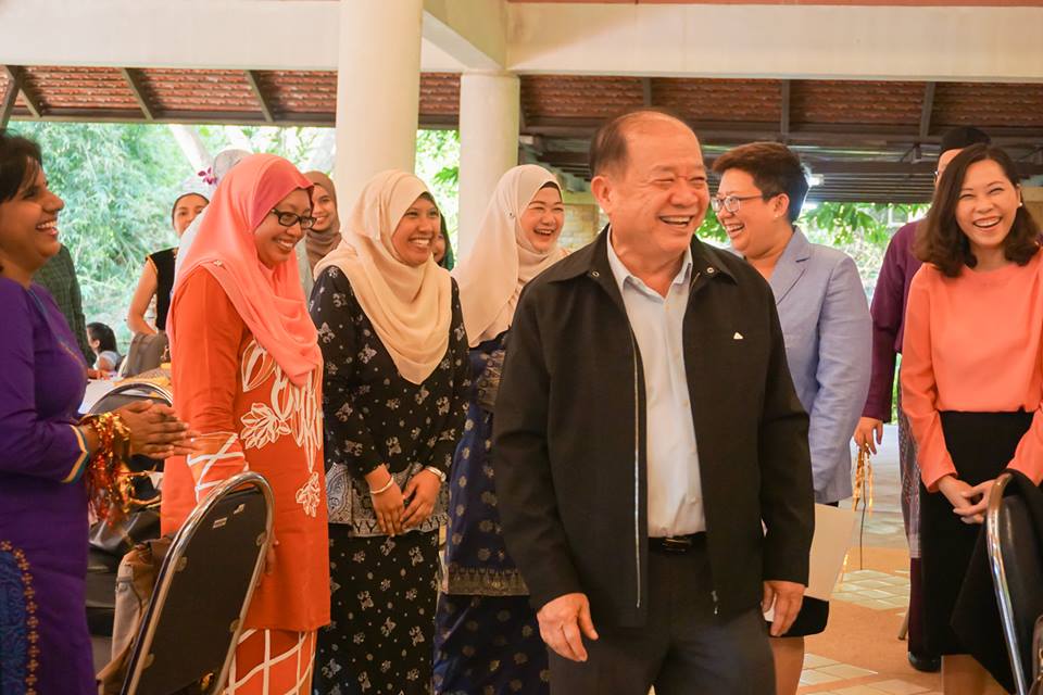 มฟล.ร่วมกับสถาบันพัฒนาความเป็นผู้นำทางด้านการศึกษา ศธ.มาเลเซีย จัดโครงการพัฒนาคณาจารย์ร่วมกัน